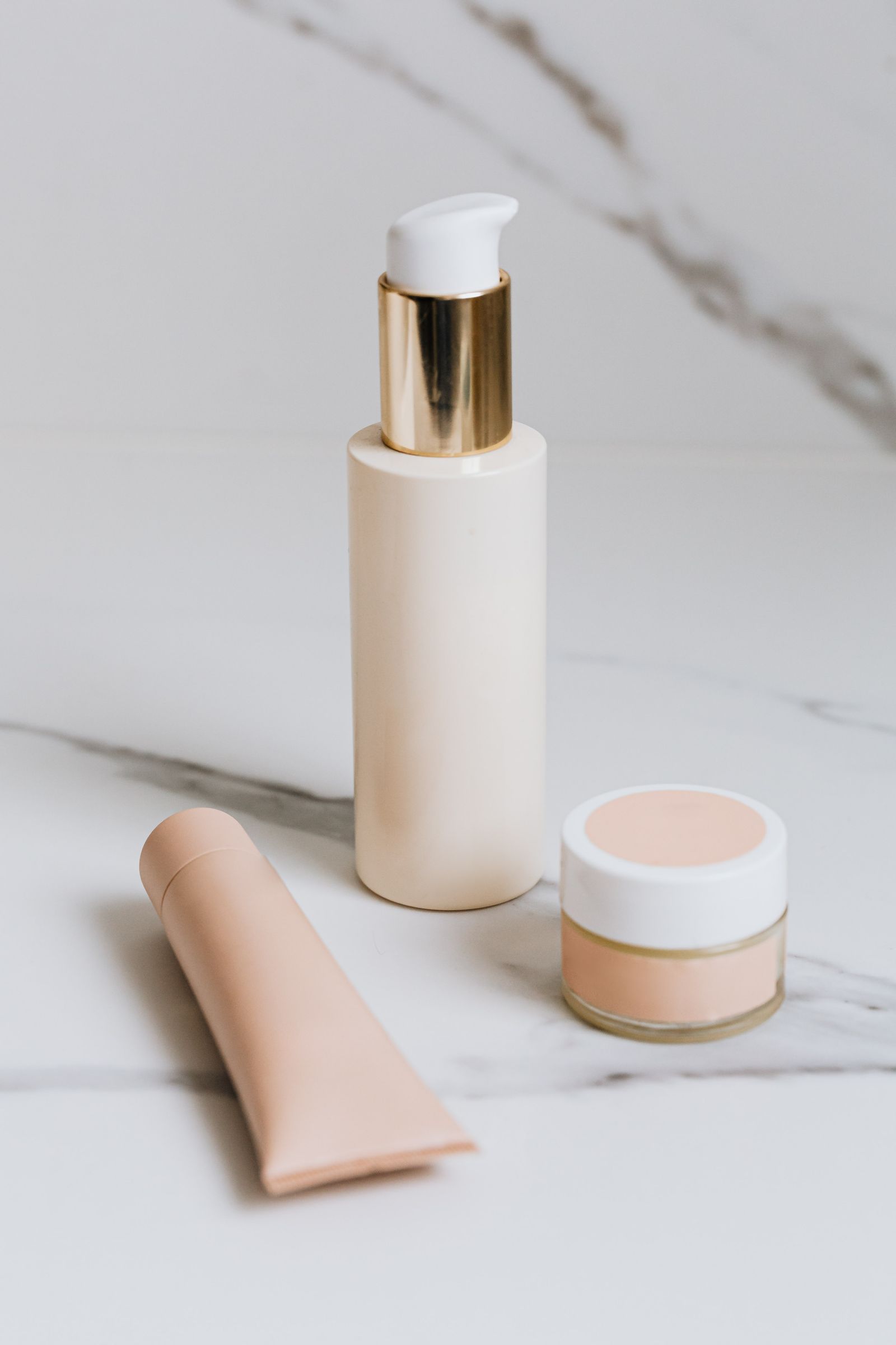 Clean white product preview